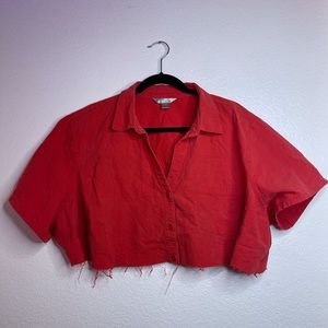 WHITE STAG CROPPED BUTTON-DOWN